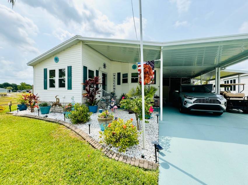 Haines City, Fl, FL Mobile Home for Sale located at 3000 Us Hwy 17 92 West Royal Palm Village
